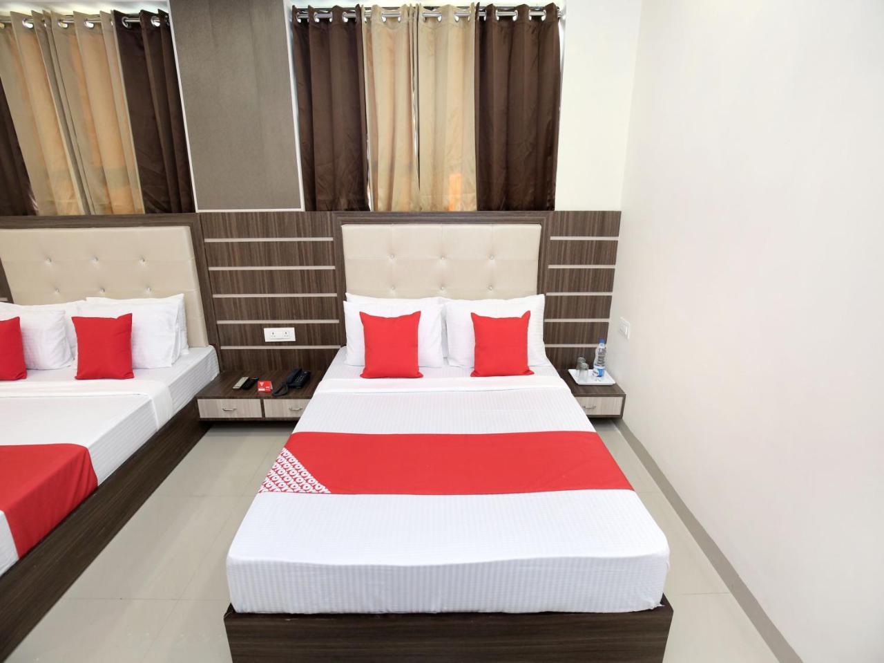 Oyo 12354 Hotel Sangreela Amritsar Exteriér fotografie